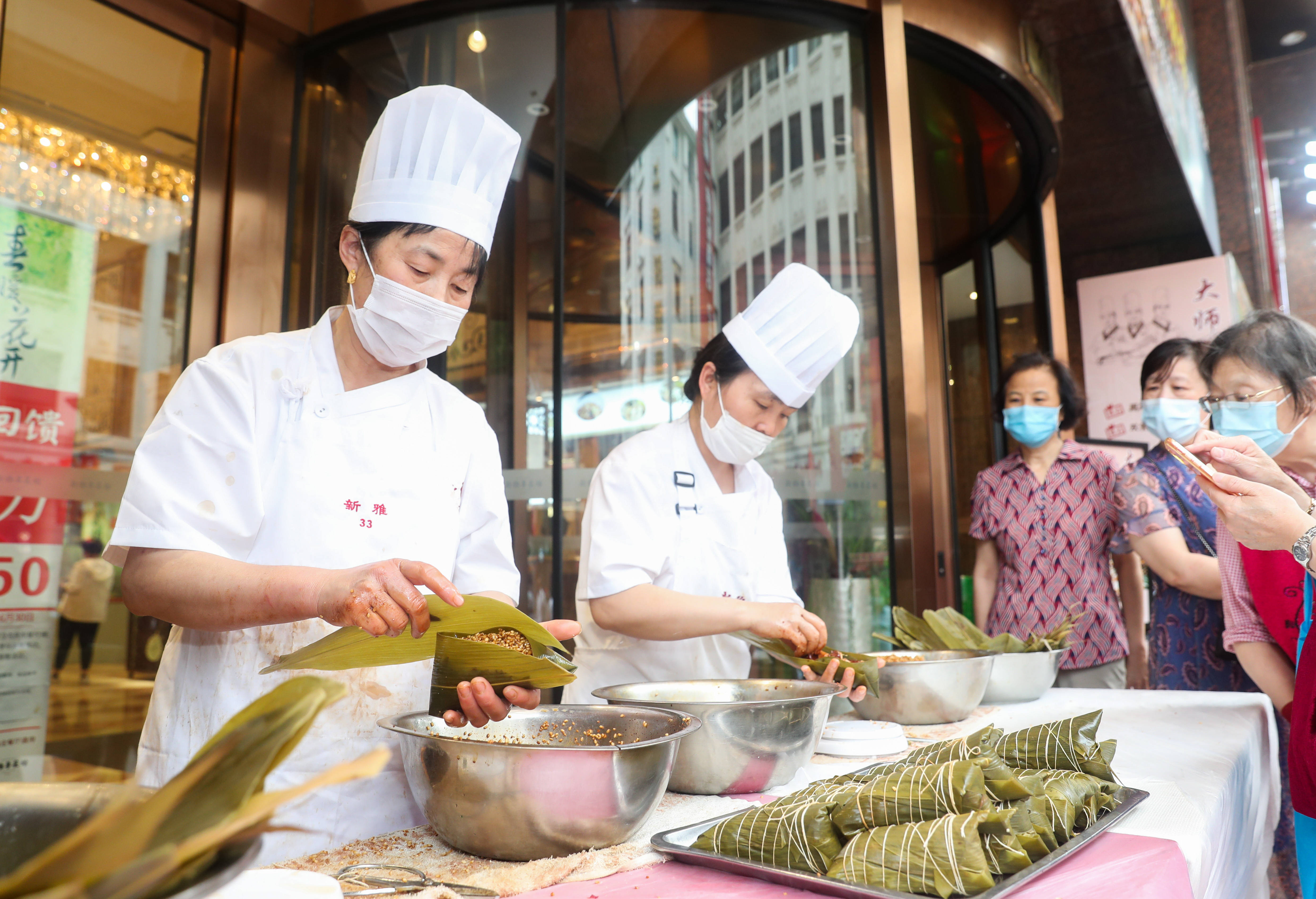 解鎖新境界，探尋高級冷菜之旅，與自然美景共舞的獨(dú)特美食盛宴（2016年最新）