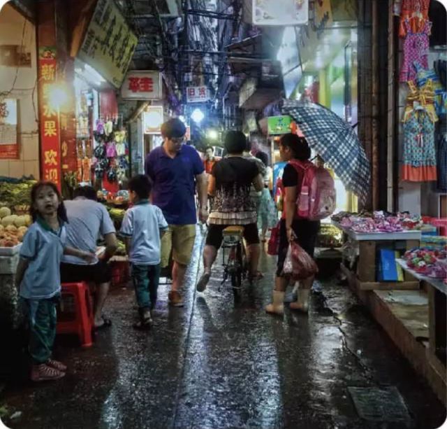 十一月魔法日，原創(chuàng)頭像塌圈新風(fēng)尚與巷弄深處的獨特小店探秘